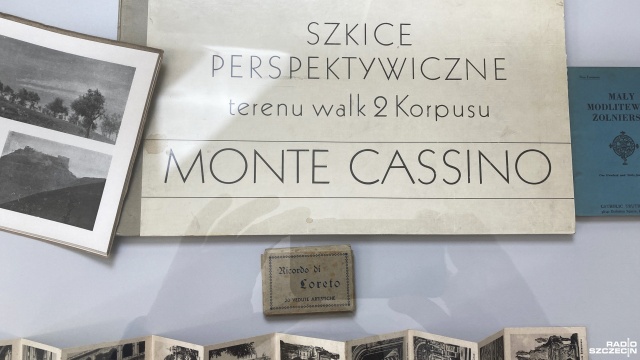 Fot. Tomasz Duklanowski [Radio Szczecin] Otwarcie wystawy "Z Syberii po Monte Cassino" [ZDJĘCIA]