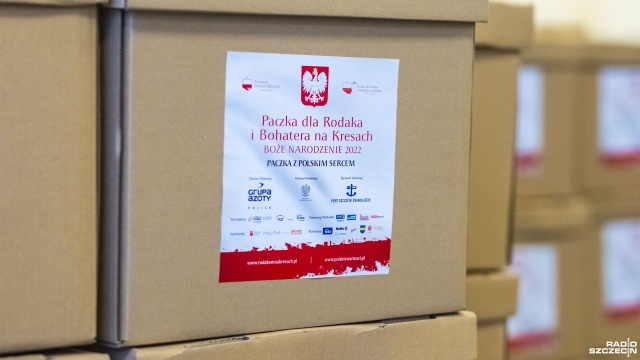 Fot. Wojciech Ochrymiuk [Radio Szczecin] Trwa pakowanie darów dla Polaków mieszkających na Litwie i Łotwie [WIDEO, ZDJĘCIA]