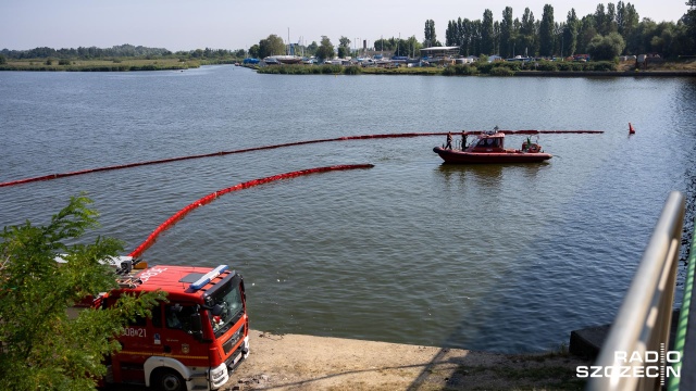 Kolejne dwie zapory wodne postawione zostały w okolicach Mostu Cłowego w Szczecinie.