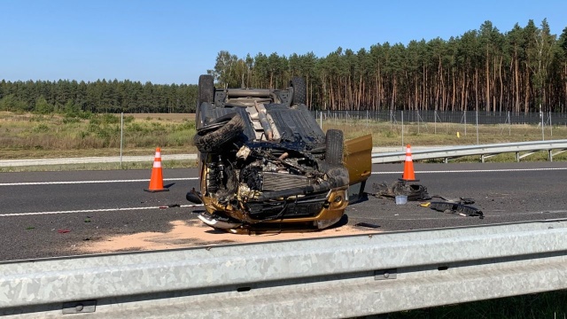 Wypadek na S6 na wysokości Portu Lotniczego Szczecin-Goleniów.