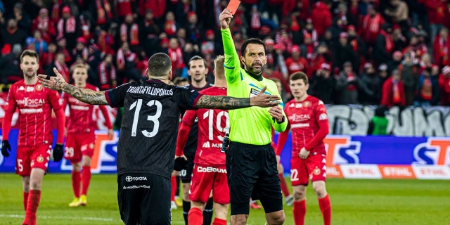 Konstantinos Triantafyllopoulos nie zagra w dwóch najbliższych meczach piłkarzy Pogoni w rozgrywkach o mistrzostwo Polski.