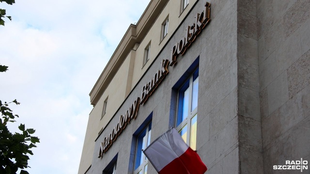 Rada Polityki Pieniężnej zdecyduje w środę o wysokości stóp procentowych w Polsce. Od ich poziomu zależy między innymi oprocentowanie kredytów w złotych.