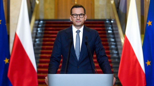 Premier Mateusz Morawiecki powiedział, że Polska stanowczo sprzeciwi się nielegalnej migracji.