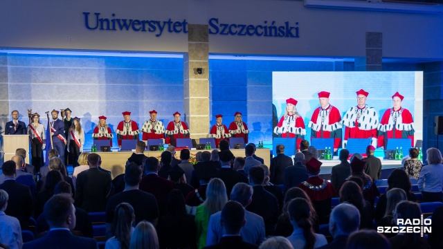 W nietypowym terminie, gdyż jeszcze we wrześniu, studenci Uniwersytetu Szczecińskiego rozpoczęli swój rok akademicki.