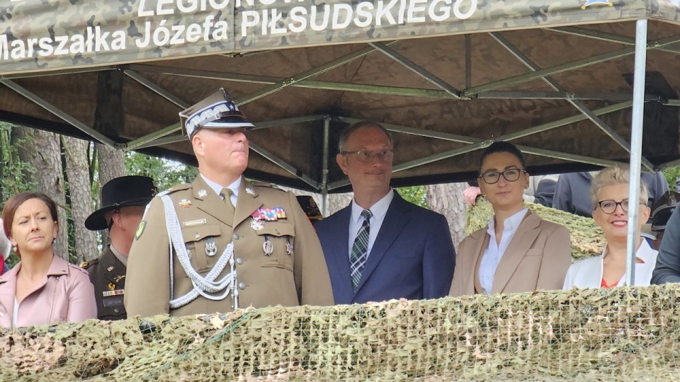 Prawie 200 nowych żołnierzy Dobrowolnej Zasadniczej Służby Wojskowej złożyło dziś swoją przysięgę w Złocieńcu. Fot. słuchacz Radia Szczecin