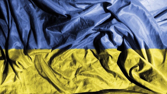 Wczoraj na Ukrainie doszło do 84 bezpośrednich starć bojowych z wojskami rosyjskimi. Sztab generalny ukraińskiej armii informuje, w drugą rocznicę rozpoczęcia rosyjskiej inwazji, że agresor przeprowadził 10 uderzeń rakietowych i 93 naloty, a także 141 ostrzałów artyleryjskich na pozycje ukraińskich wojsk i obiekty cywilne.