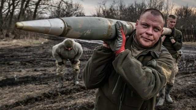 Prezydent Wołodymyr Zełenski poinformował, że Ukraina planuje nową kontrofensywę przeciwko siłom rosyjskim.