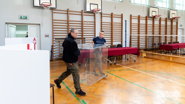 Jeszcze tylko drobne poprawki i ustawienie urny do głosowania - mówi pełnomocnik prezydenta miasta Szczecina ds. wyborów Rafał Miszczuk.