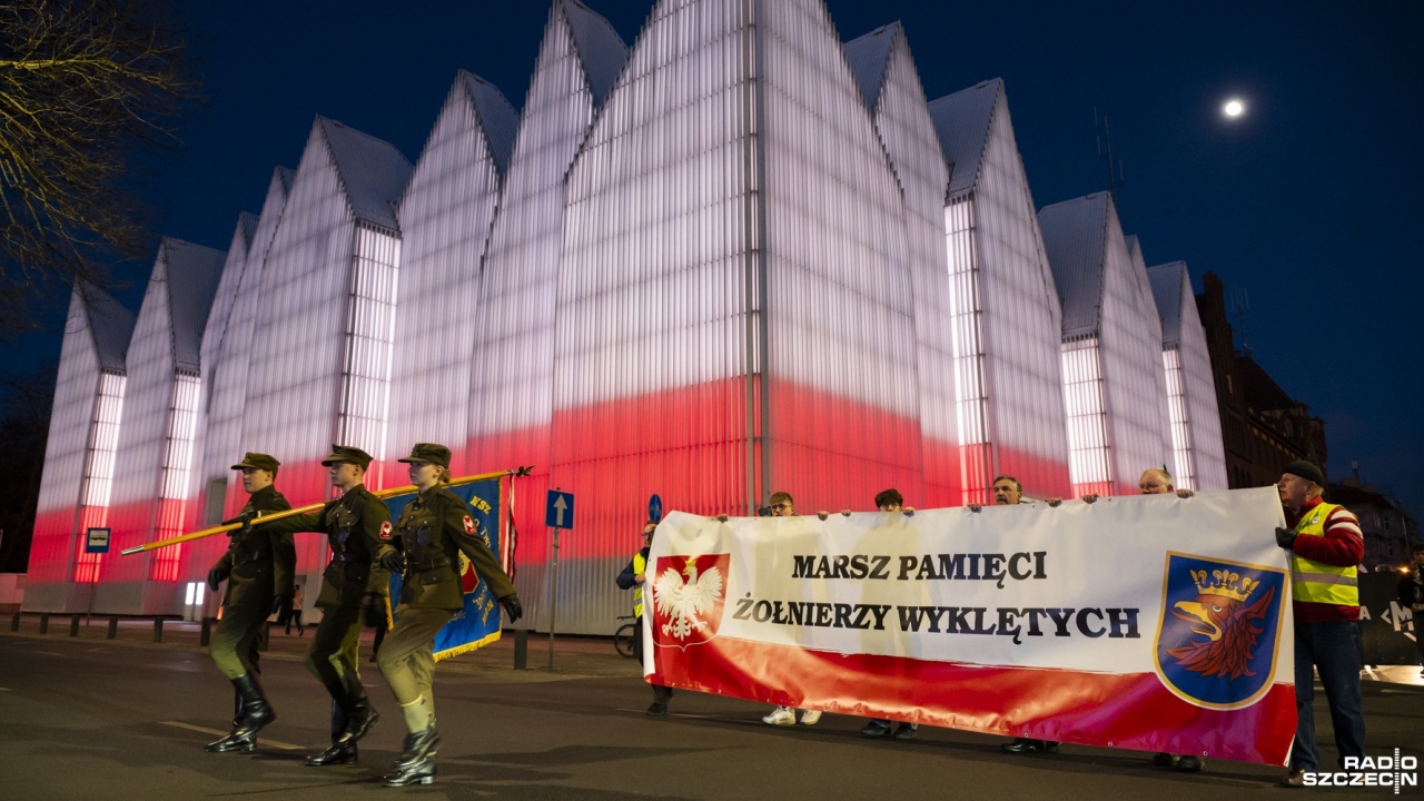 "Cześć i chwała bohaterom". Szczeciński Marsz Pamięci Żołnierzy Wyklętych [ZDJĘCIA]