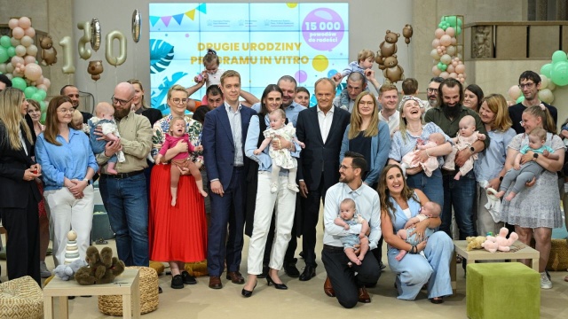 Premier Tusk o rządowym programie in vitro