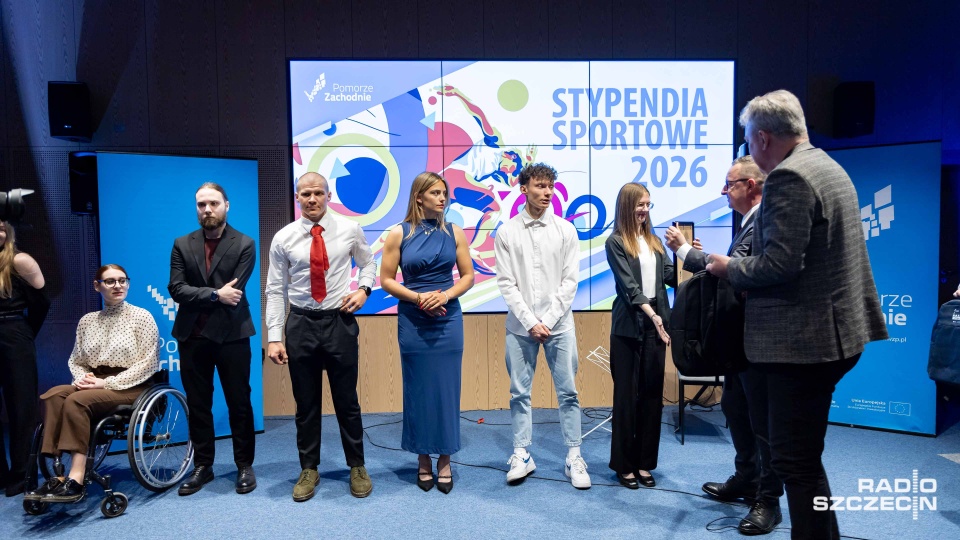 Stypendia marszałkowskie dla młodych sportowców [ZDJĘCIA]