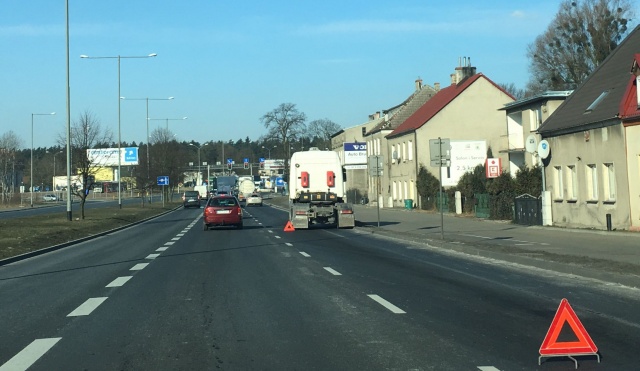 Tir zablokował wjazd do Szczecina, fot. S. Orlik 28.02.2018