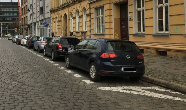 Oznakowanie strefy płatnego parkowania we Wrocławiu, fot. S. Orlik 19.11.2020