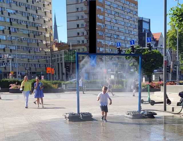 Kurtyna na Placu Adamowicza 24.06.2022