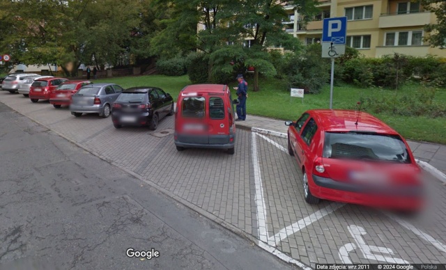 Parking na ul. Szymanowskiego, źródło: google.com 14.02.2024