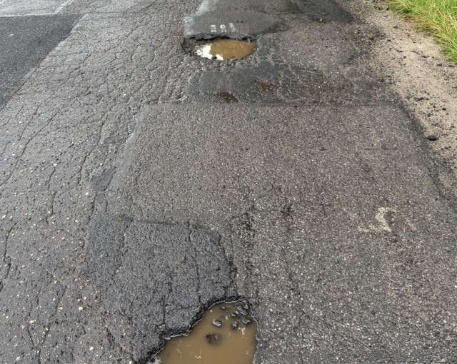 Droga Buk - Łęgi, fot. Słuchacz, pan Wojciech 07.08.2025