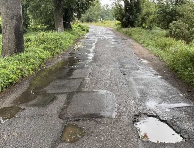 Droga Buk - Łęgi, fot. Słuchacz, pan Wojciech 07.08.2025