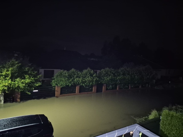 Zalana ul. Bociana w Dołujach, fot. Słuchaczka, pani Monika 11.09.2025