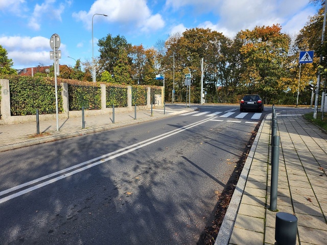 ul.Twardowskiego w stronę ul.Mickiewicza - fot.Słuchacz 4.11.2025