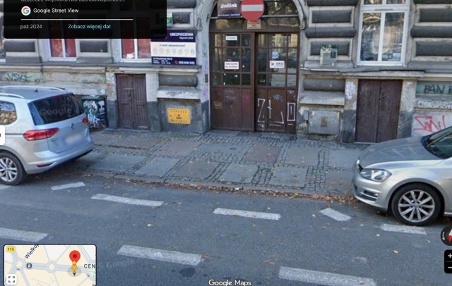Parkowanie na ul. Piłsudskiego, źródło: google.com 26.03.2026