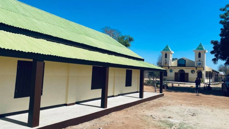 Budowa szkoły w Misokitsy na Madagaskarze została zakończona. Fot. kuria.pl
