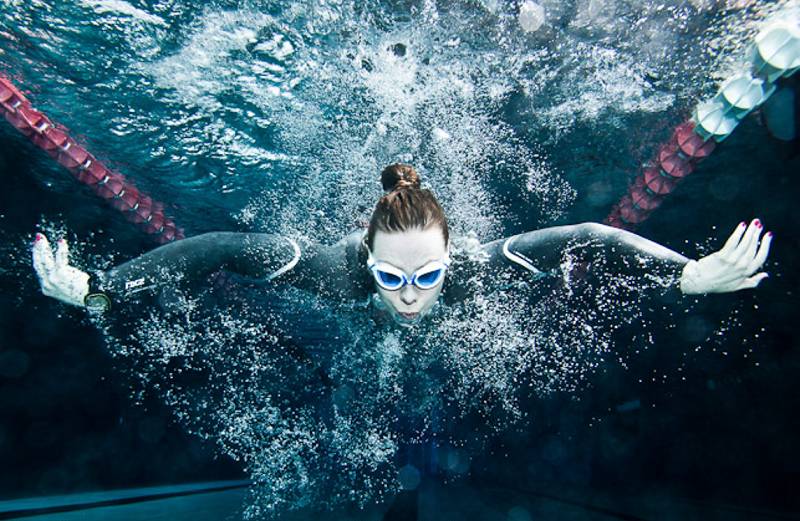 She swim swims very well. Magdalena Boczarska, maja Hirsch and Daria Widawska.