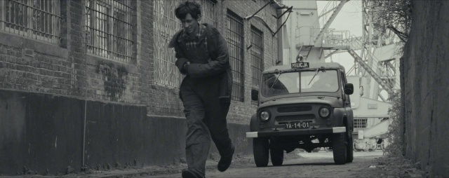 Kadr z filmu "Requiem dla Stoczni". Hołd oddany Stoczni - "Requiem dla Stoczni" Piotra Bińka.