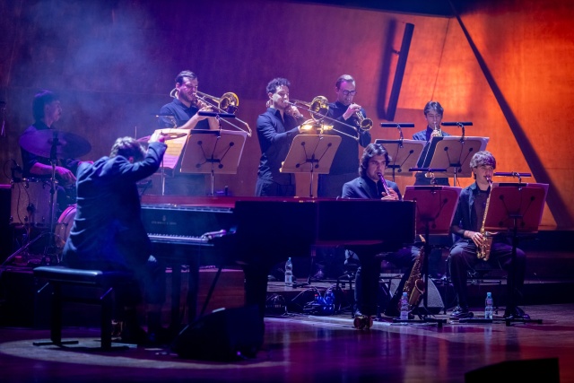 Boleros Orchestra Marcina Maseckiego. Fot. Sebastian Wołosz Marcin Masecki | „To jest muzyka, która czekała we mnie, żeby zostać opowiedzianą...” [ROZMOWA z ARTYSTĄ, ZDJĘCIA]