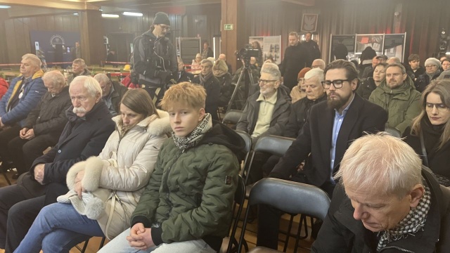 Centrum Solidarności Stocznia pamięta o 13 Grudnia Centrum Solidarności Stocznia pamięta o 13 Grudnia