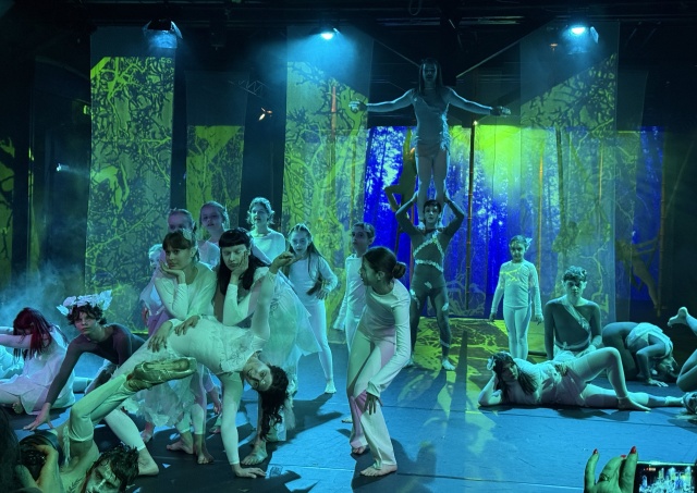 "Sen nocy letniej". Teatr Brama. 13 marca 2026 r. Fot. Barbara Patlewicz "Sen nocy letniej" na 30. urodziny Teatru Brama [POSŁUCHAJ]