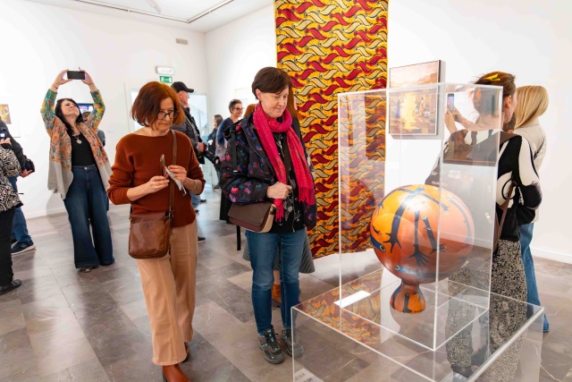 Fot. Robert Stachnik [Muzeum Narodowe w Szczecinie] Otwarcie wystawy „Ojbo. Bez skóry” w Muzeum Narodowym [ROZMOWA, ZDJĘCIA]