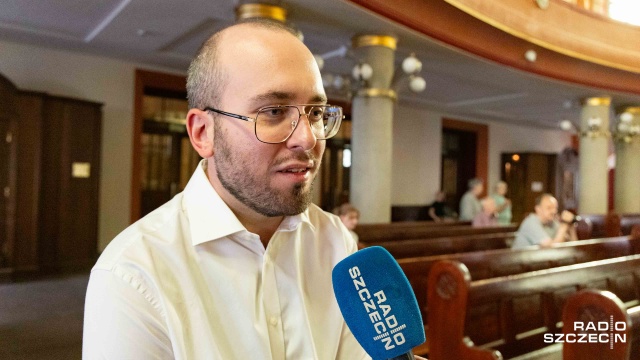 Jan Koprowicz – pomysłodawca i dyrektor Festiwalu „Muzyczna podróż śladami Grünebergów”, prezes Stowarzyszenia Pierwszorzędnych Inicjatyw. Fot. Robert Stachnik [Radio Szczecin] Muzyka gospel w Międzyzdrojach i Szczecinie na Festiwalu Grünebergowskim [POSŁUCHAJ, ZDJĘCIA]