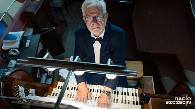 Bogdan Narloch – organista na festiwalu „Muzyczna podróż śladami Grünebergów” w Szczecinie (8 sierpnia 2026). Fot. Robert Stachnik [Radio Szczecin] Wirtuozi instrumentów dętych na Festiwalu Grünebergów [POSŁUCHAJ, ZDJĘCIA]