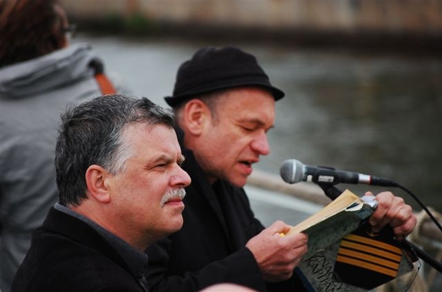 Lucjan Bąbolewski i Mariusz Bonaszewski, fot. [Kajetan Sayna] "Morskie opowieści, czyli Rejs z Kapitanem" [RELACJA, GALERIA]