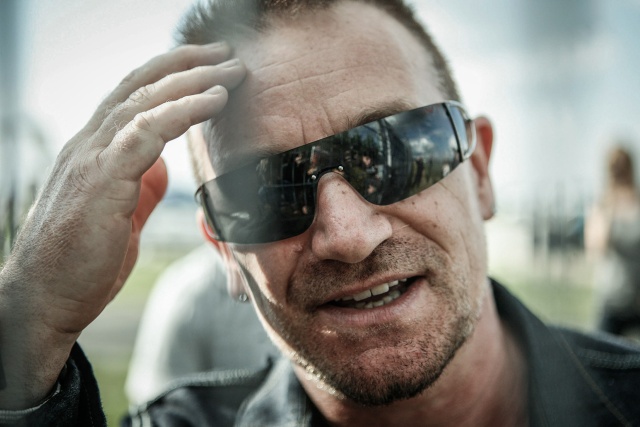 BONO – muzyk, filantrop, lider zespołu U2. Fot. Bartek Barczyk Bartek Barczyk | „W szkole fotograficznej uczono mnie fotografować głową...” [ROZMOWA, ZDJĘCIA]