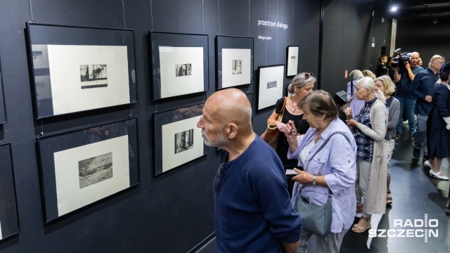 Muzeum Narodowe w Szczecinie – Centrum Dialogu Przełomy. Wystawa „Powstanie warszawskie – lustro pokoleń”. Fot. Robert Stachnik „Powstanie warszawskie. Pamięć przetworzona" wystawa w Centrum Dialogu Przełomy Muzeum Narodowego.