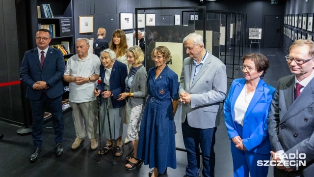 Muzeum Narodowe w Szczecinie – Centrum Dialogu Przełomy. Wystawa „Powstanie warszawskie – lustro pokoleń”. Fot. Robert Stachnik „Powstanie warszawskie. Pamięć przetworzona" wystawa w Centrum Dialogu Przełomy Muzeum Narodowego.