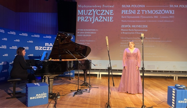 Iryna Naumenko – mezzosopranistka i Agnieszka Barańska – pianistka z Akademii Sztuki w Szczecinie. Fot. Materiały prasowe organizatora Muzyczne przyjaźnie w Radiu Szczecin. Międzynarodowy Festiwal [POSŁUCHAJ, ZDJĘCIA]