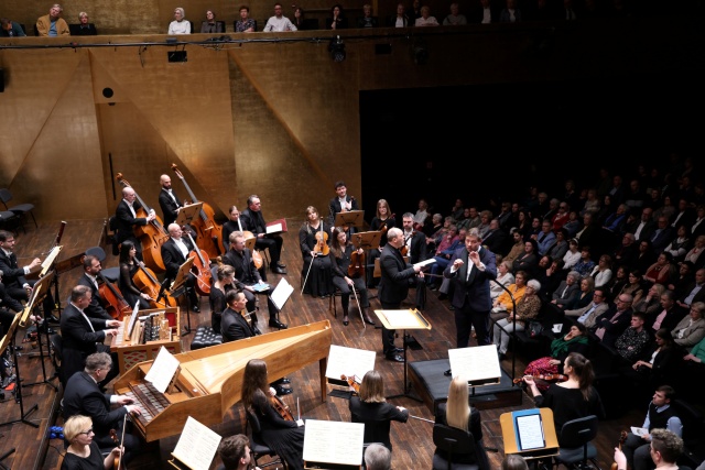Fot. Cezary Aszkiełowicz [Filharmonia im. Mieczysława Karłowicza w Szczecinie] Przejmujące wykonanie Pasji według św. Jana w Złotej Sali Filharmonii (ROZMOWA z DYRYGENTAMI, ZDJĘCIA]