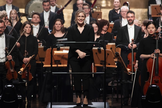 Maria Sydor przeniosła melomanów w baśniowy świat filmów  Filharmonia w Szczecinie [ROZMOWA z DYRYGENTKĄ, ZDJĘCIA]