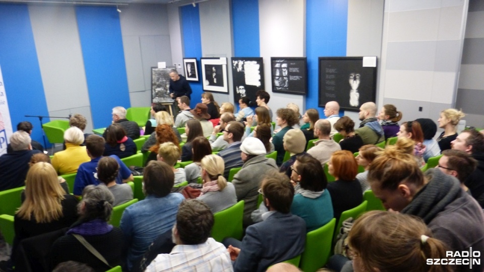 Artyści czytali na rzecz Syrii. Fot. Wojciech Zagaj [Radio Szczecin]