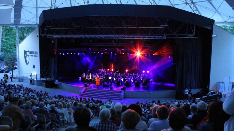 Gala Opery na Plaży. Fot. Maciek Mizgalski [Opera na Zamku]