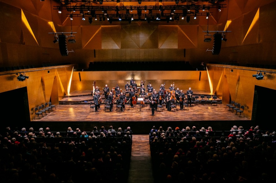 Orkiestra Capella Cracoviensis pod dyrekcją Jana Tomasza Jakubka. Fot. Filharmonia im. Mieczysława Karłowicza w Szczecinie