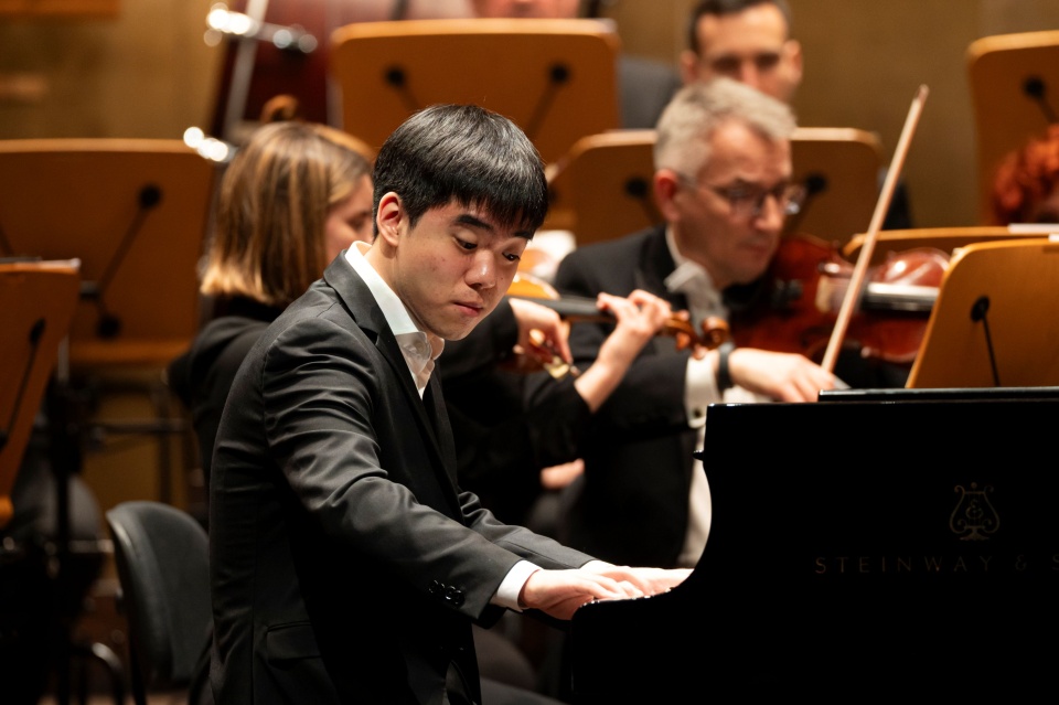 Kevin Chen – pianista. Fot. Kamila Kozioł [Filharmonia w Szczecinie]