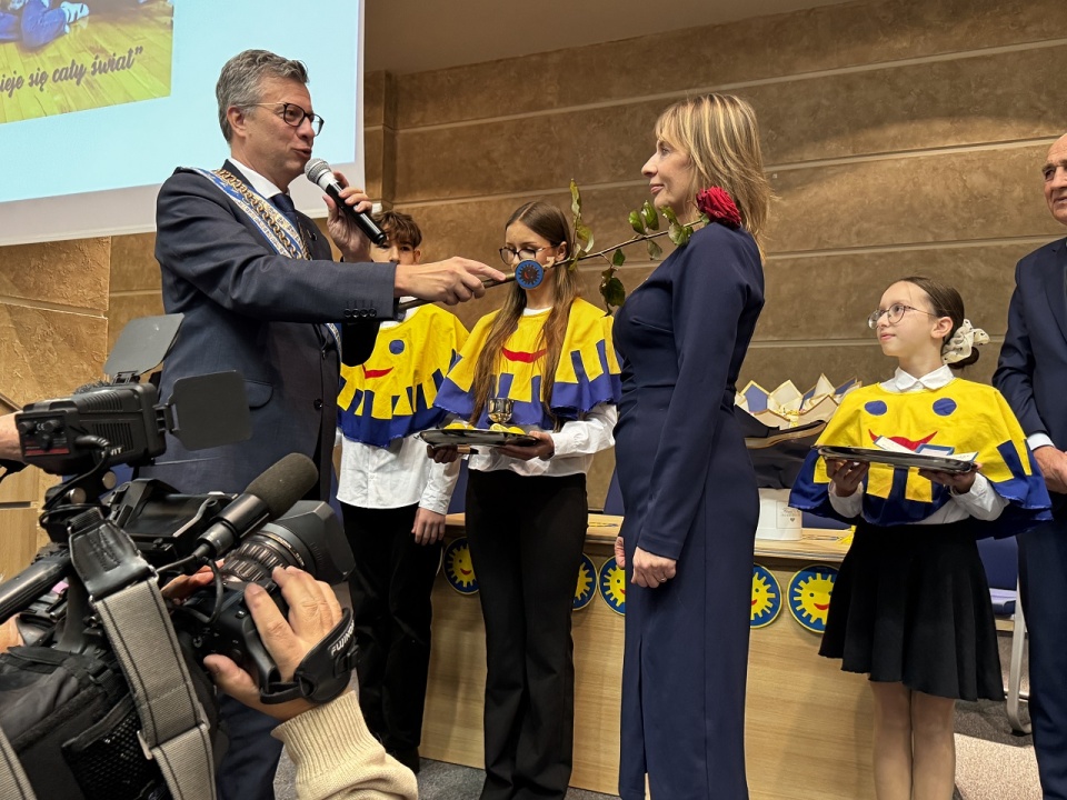 Pasowanie na Damę Orderu Uśmiechu; fot. KTA Szczecin