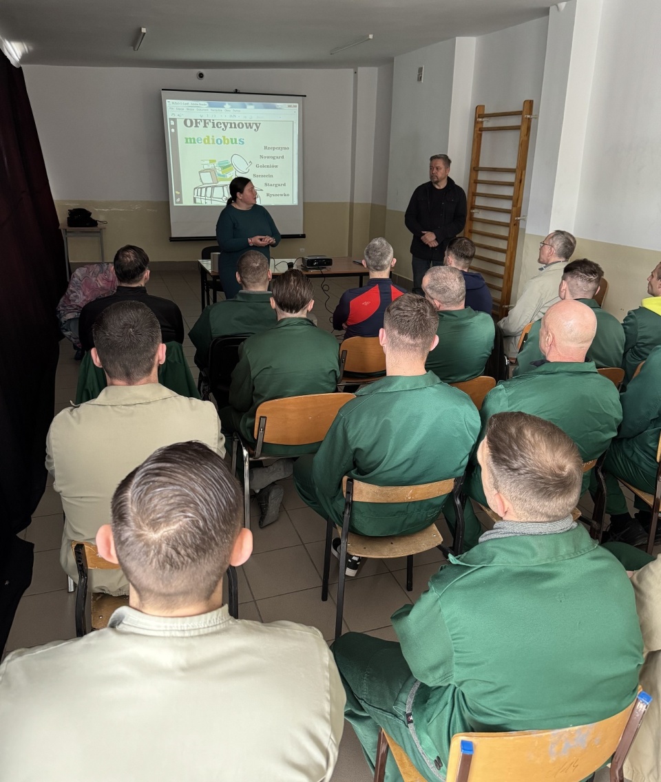 Projekt OFFicynowy Mediobus