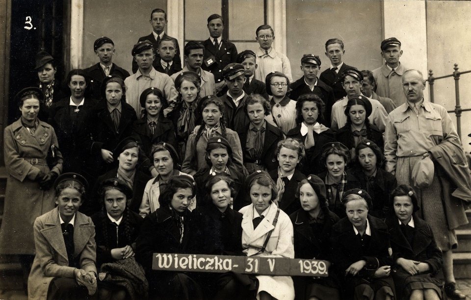 Wycieczka klasowa, maj 1939 rok. Fot. z książki "Nie było czasu na strach…", wydanej przez szczeciński oddział IPN.