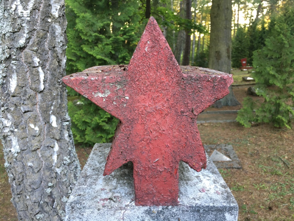 Cmentarz w Bornym Sulinowie. Fot. Agata Rokicka [Radio Szczecin]