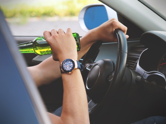 Piłeś Nie jedź Wypadki drogowe po spożyciu alkoholu, kary i konsekwencje