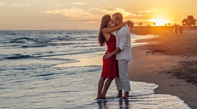 Wakacyjna miłość. Szalona i niebezpieczna